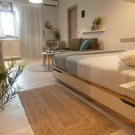 Rethymno Modern Sea House *